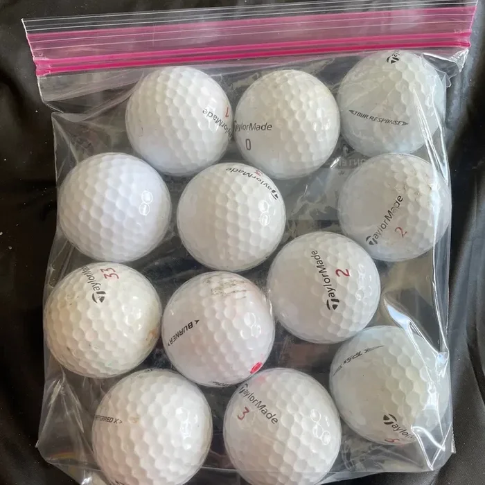 12 Taylormade golf balls