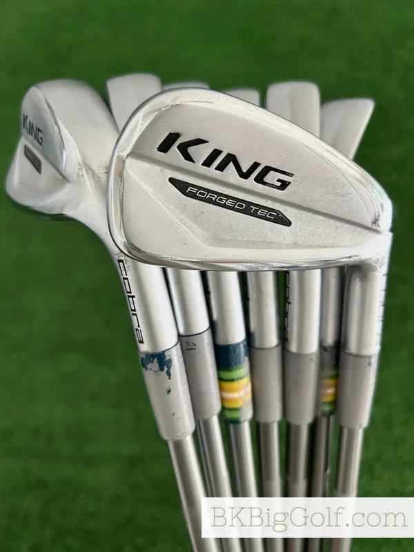 Cobra King Forged Tec Iron Set 4-P / UST Mamiya VTMax Alto Regular Graphite