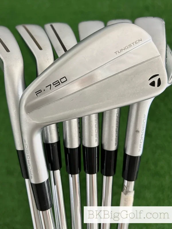 LH Taylormade P790 ‘23 Forged Iron Set 4-P / Dynamic Gold 105 Stiff