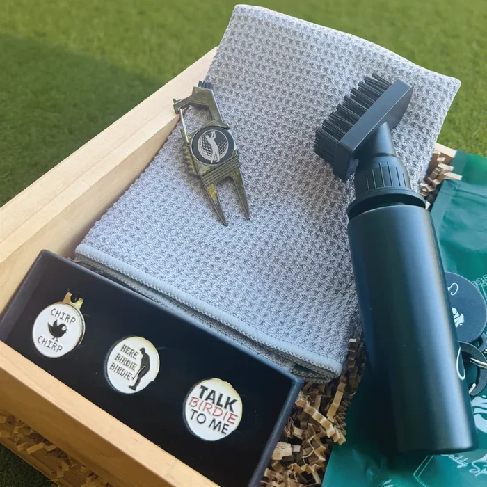 On-the-Green Essentials Set