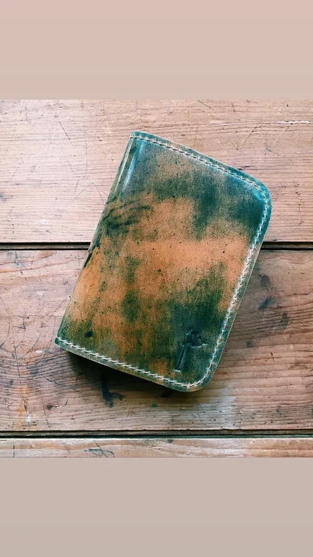 Single Barrel Collection Minimalist Scorecard Holder in Shell Cordovan Marbled Emerald