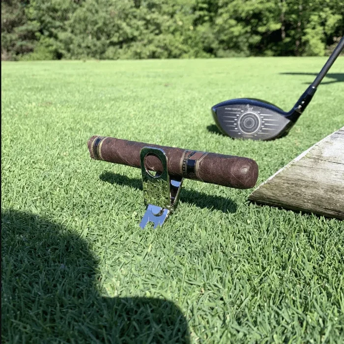 Stogie On A Stick Divot Tool