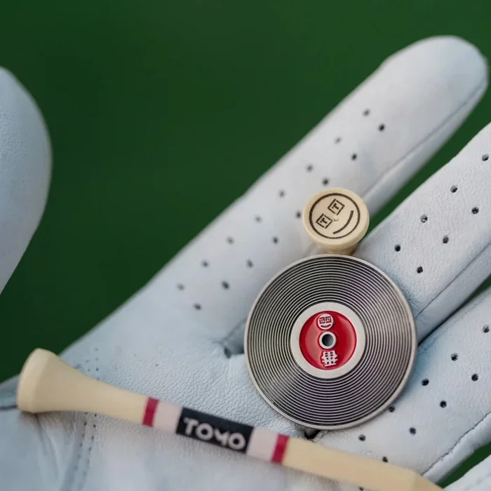 Vinyl Ball Marker – Tomo Golf