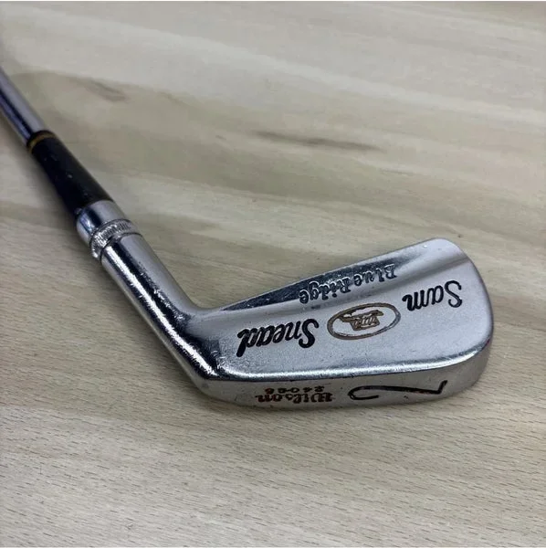 Wilson Radial Sole 2 Iron Sam Snead Blue Ridge Jumbo Grip (used)
